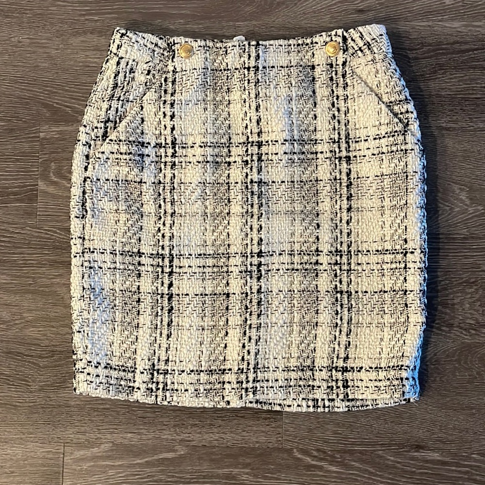 H&M High waisted skirt.